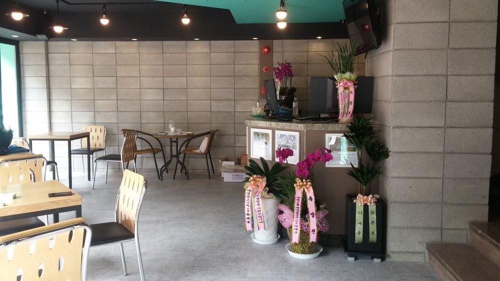 Calli Hostel ปูซาน ภายนอก รูปภาพ