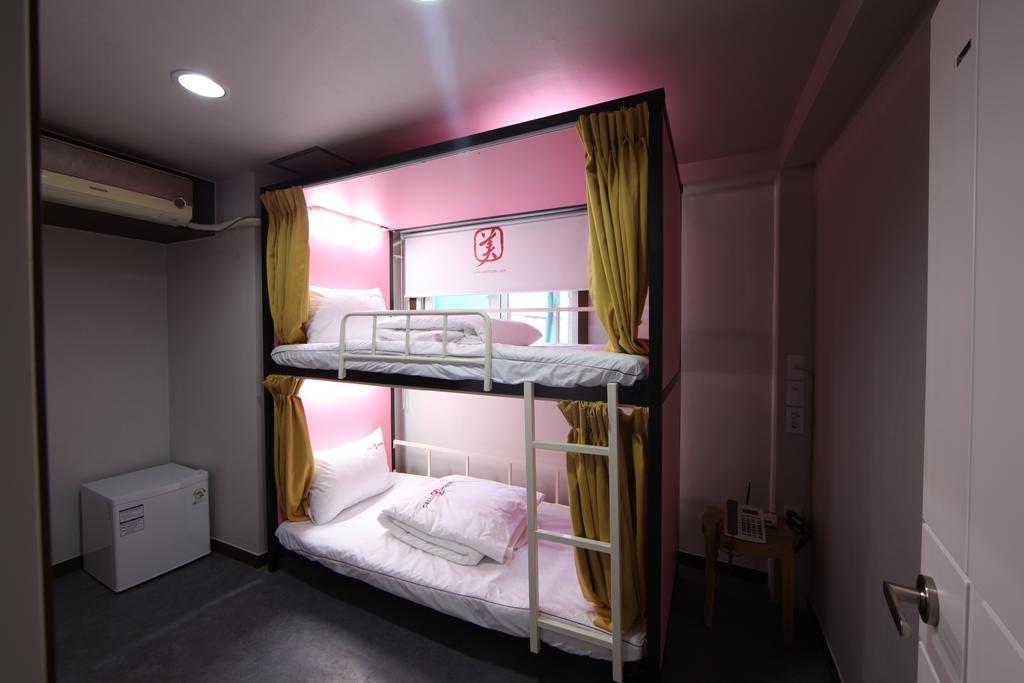 Calli Hostel ปูซาน ภายนอก รูปภาพ